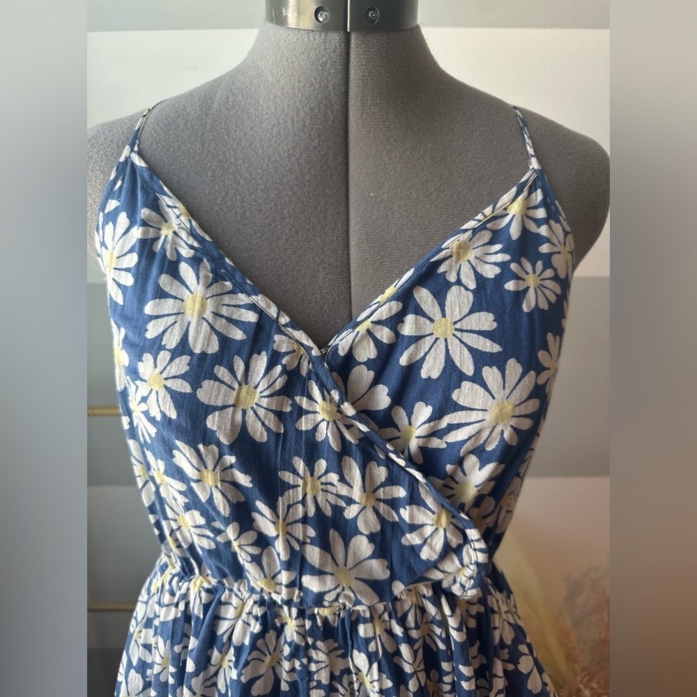 American Eagle Outfitters Blue Daisy Romper - Picture 2 of 6
